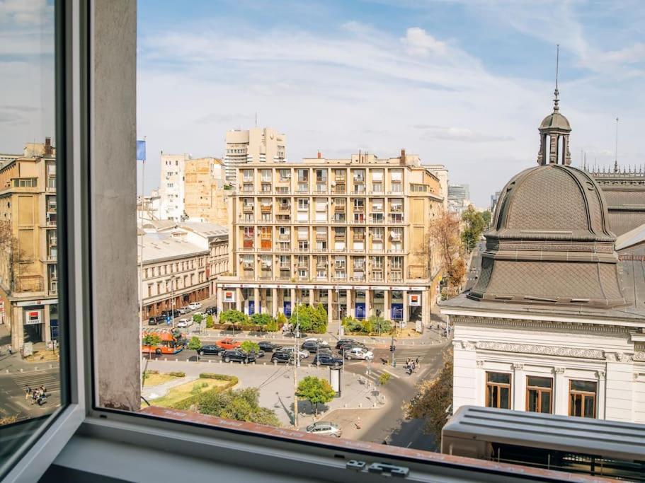 Amazing Location - Superb View - Old Town Apartment Bukarest